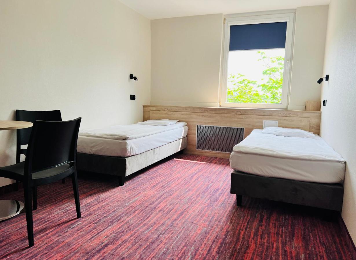 Hotel Rok Krakow Bagian luar foto